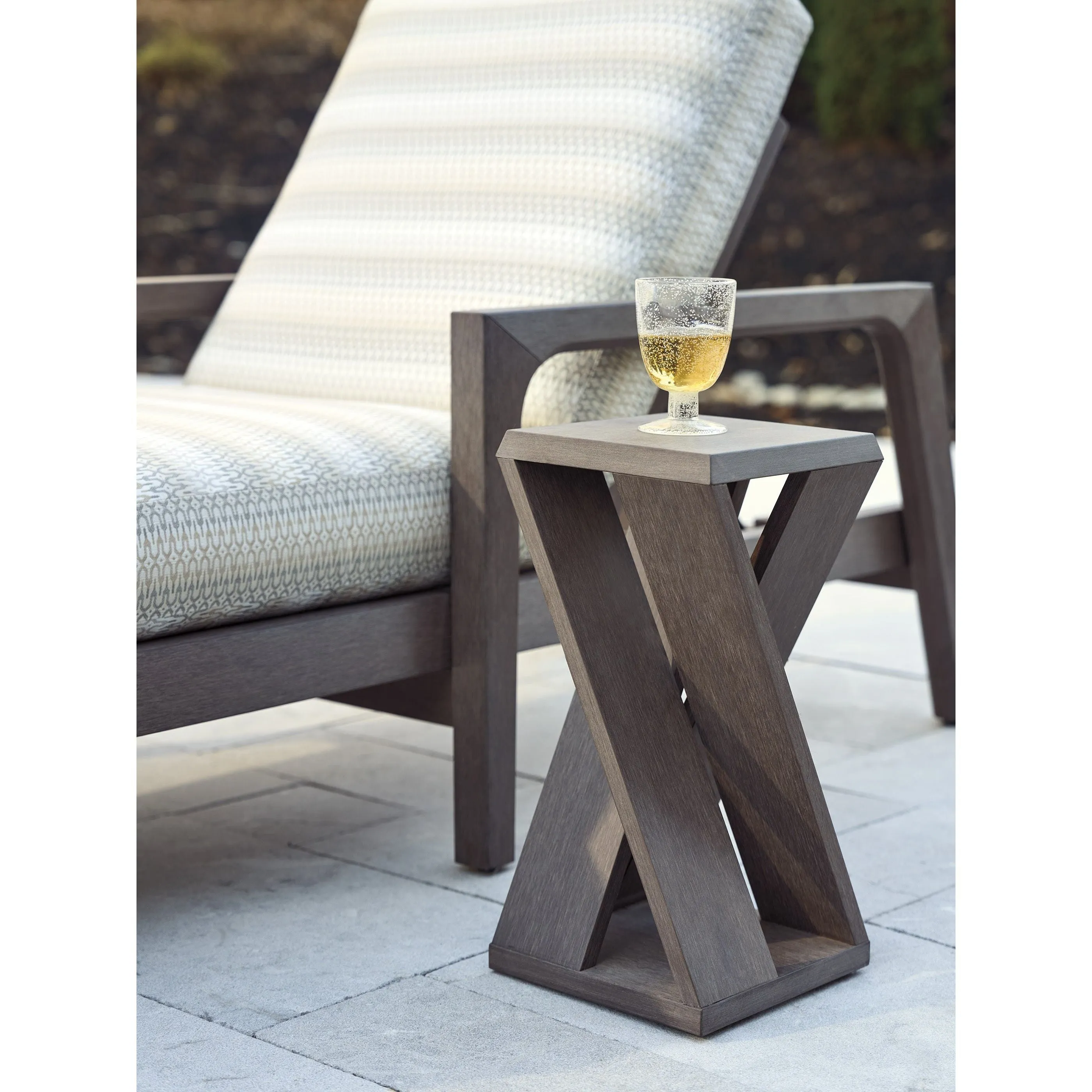 Accent Table - 3370 Brown