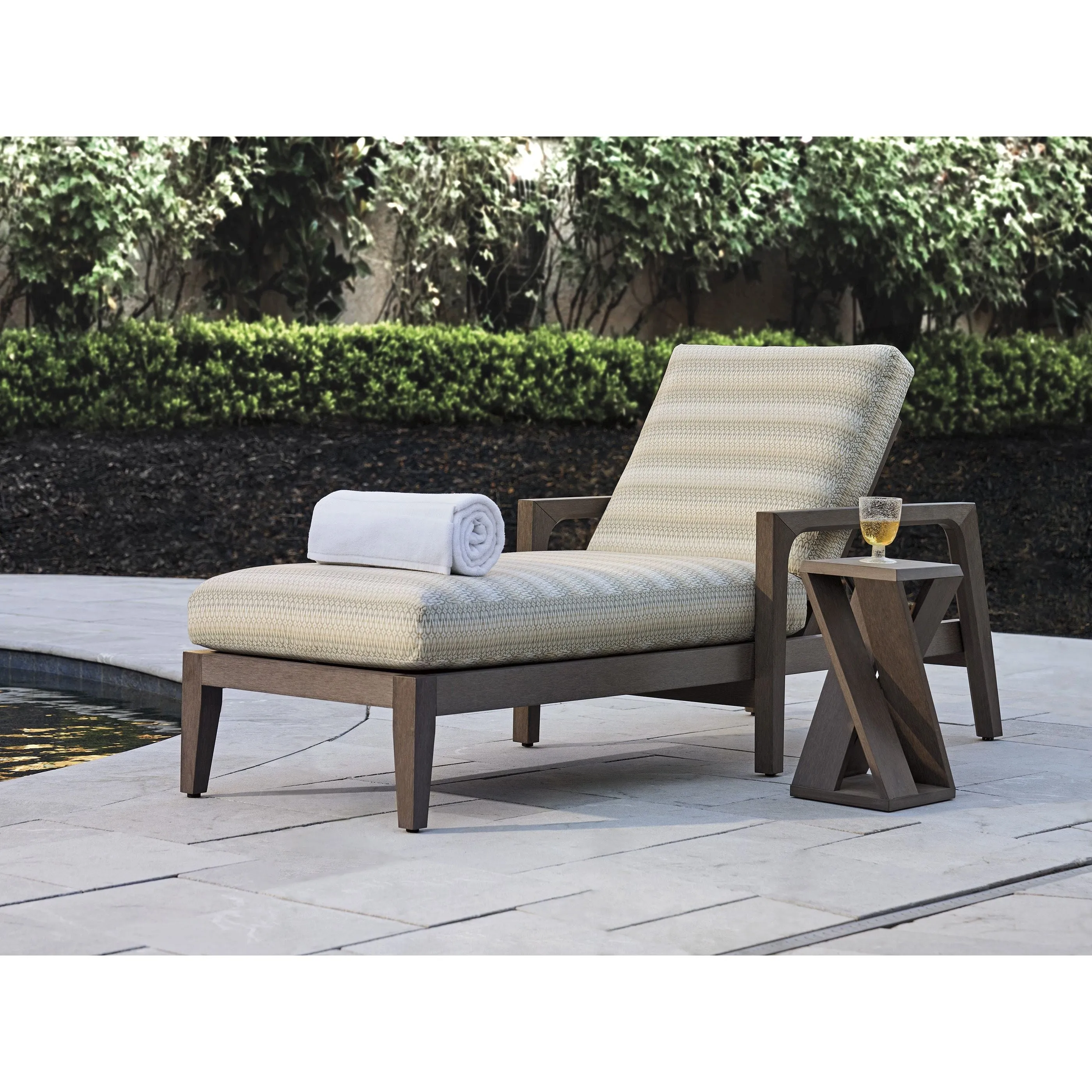 Accent Table - 3370 Brown