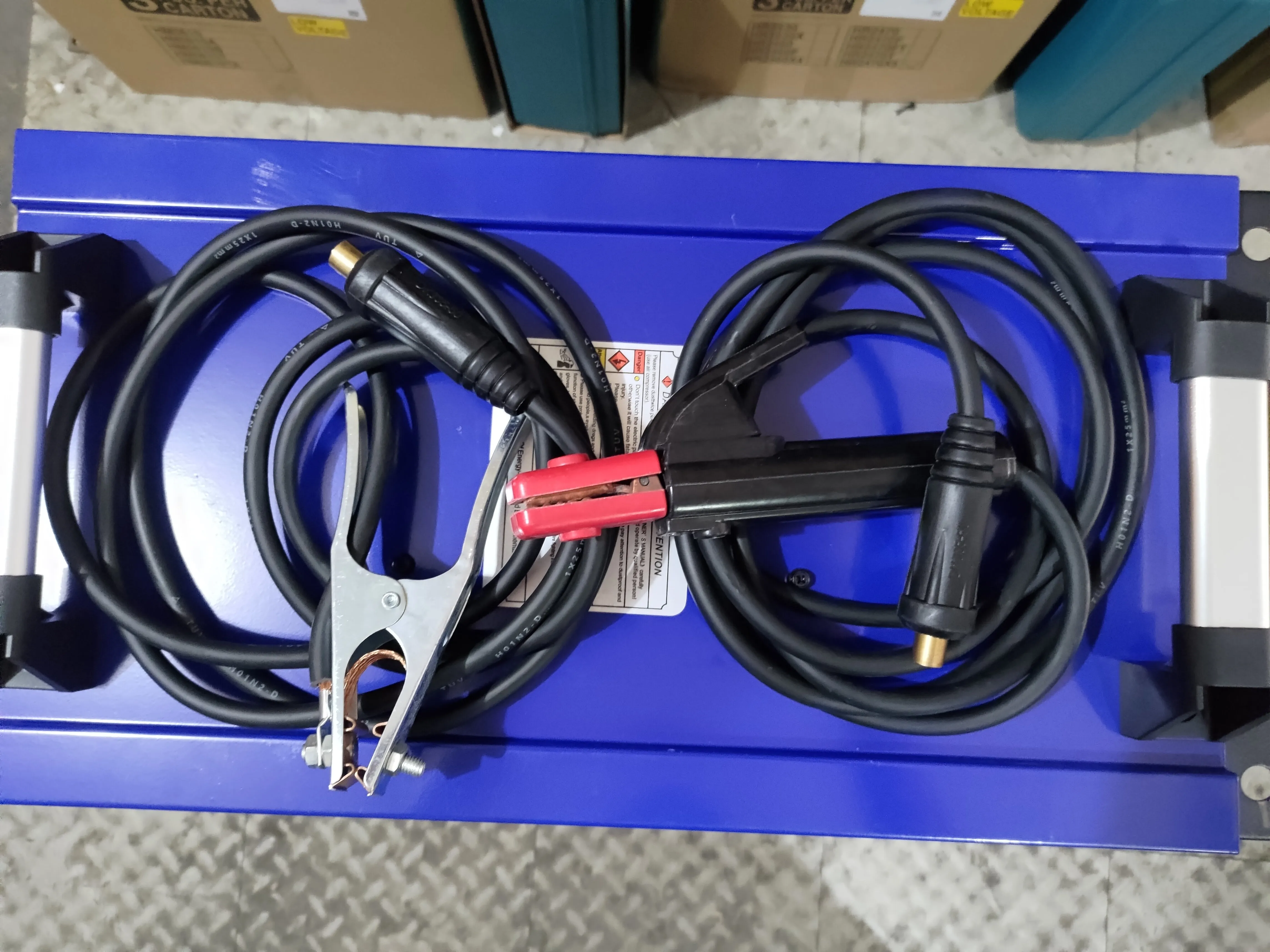 Aiko 380V 60Hz MIG315 Welder With Gas Tank Trolley Dual Voltage come with 4m Torch, 3m Earth Cable & Gas Hose | Model: W-MIG315