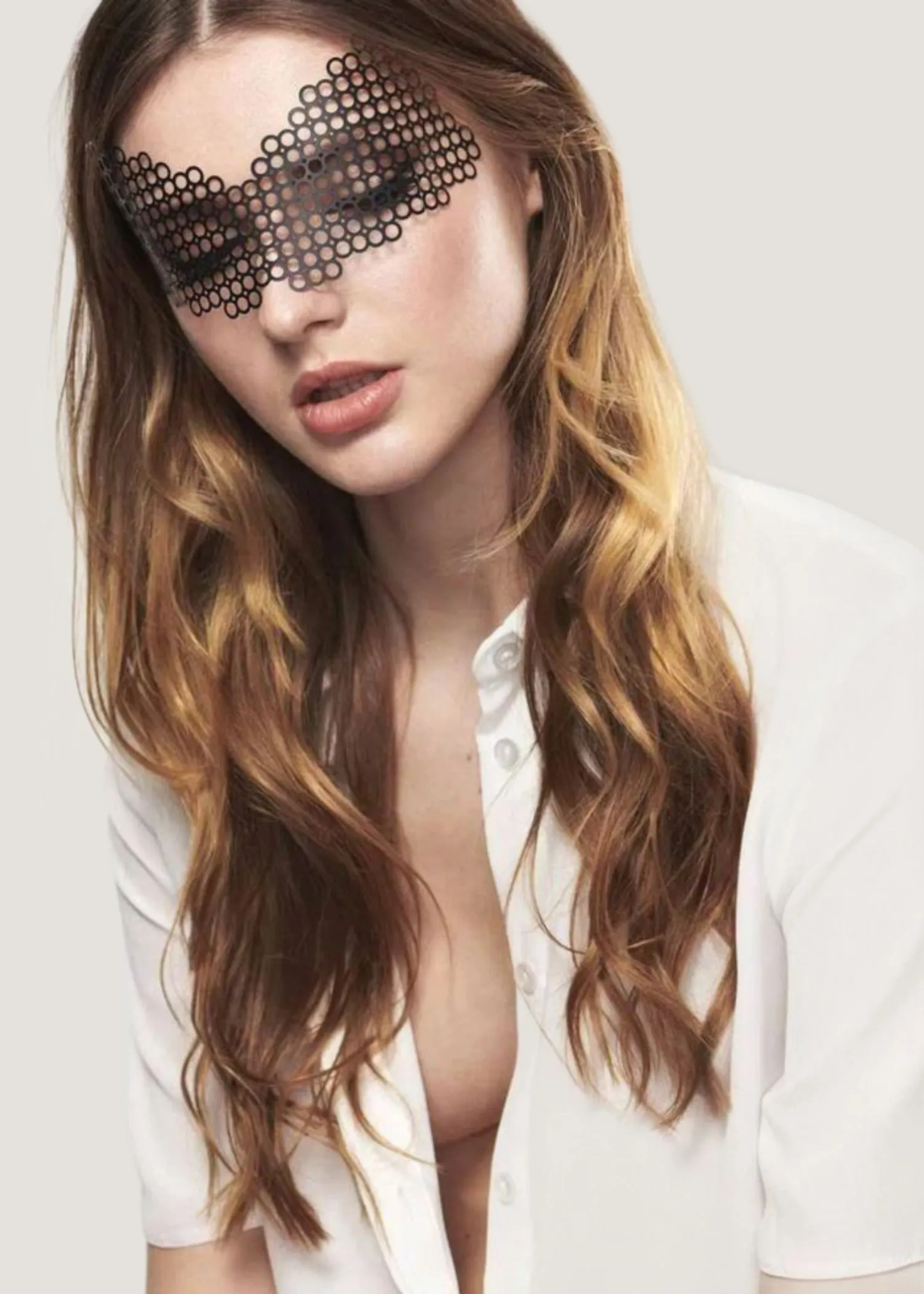 Erika Mask (Black)