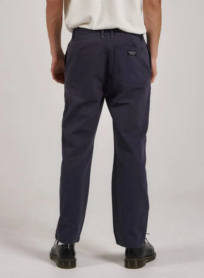 Minimal Thrills Work Chino - Station Navy