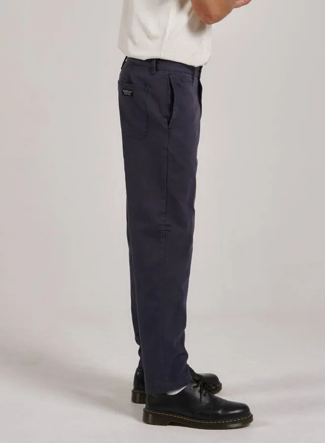 Minimal Thrills Work Chino - Station Navy
