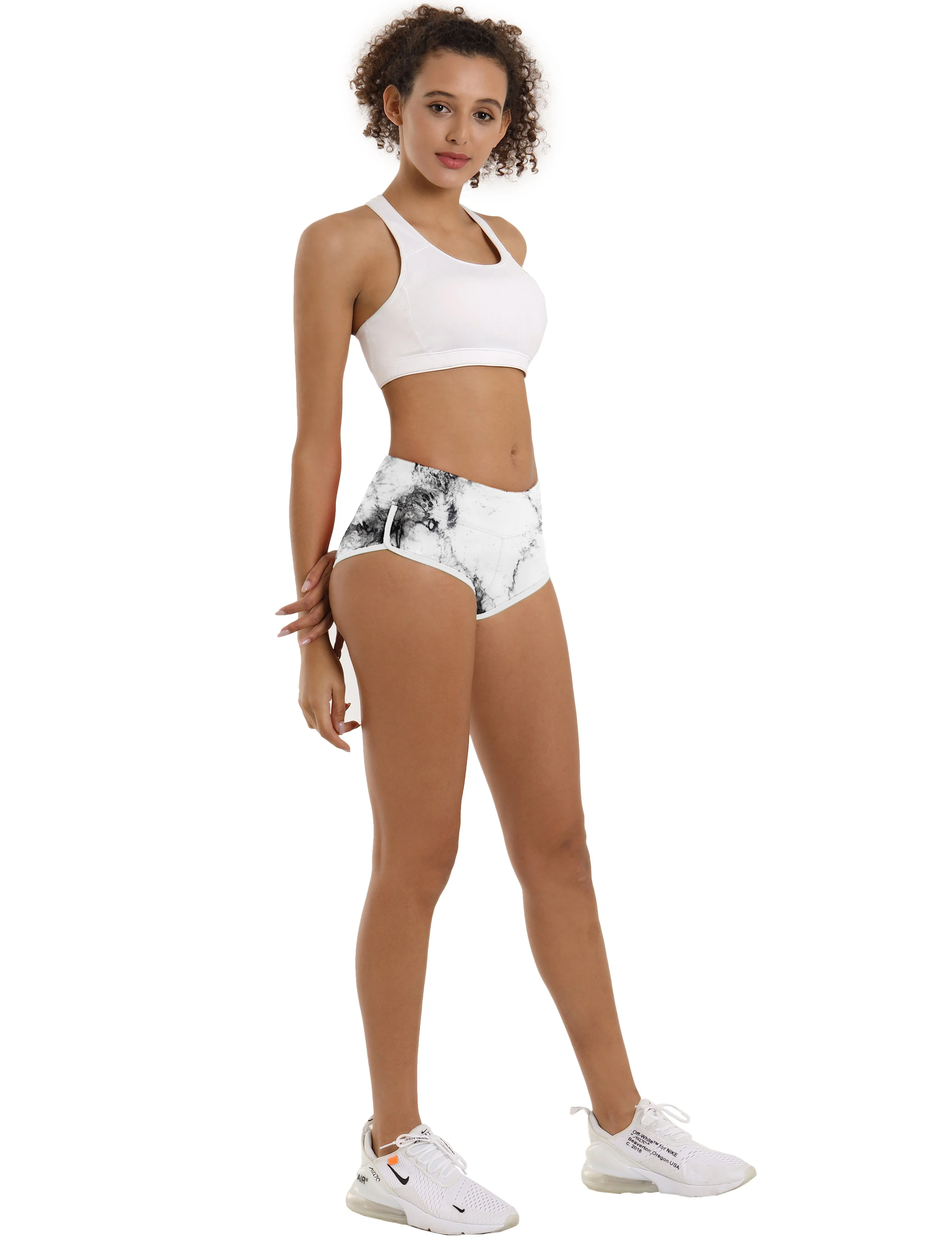 Printed Booty Yoga Shorts arabescato ins_yoga
