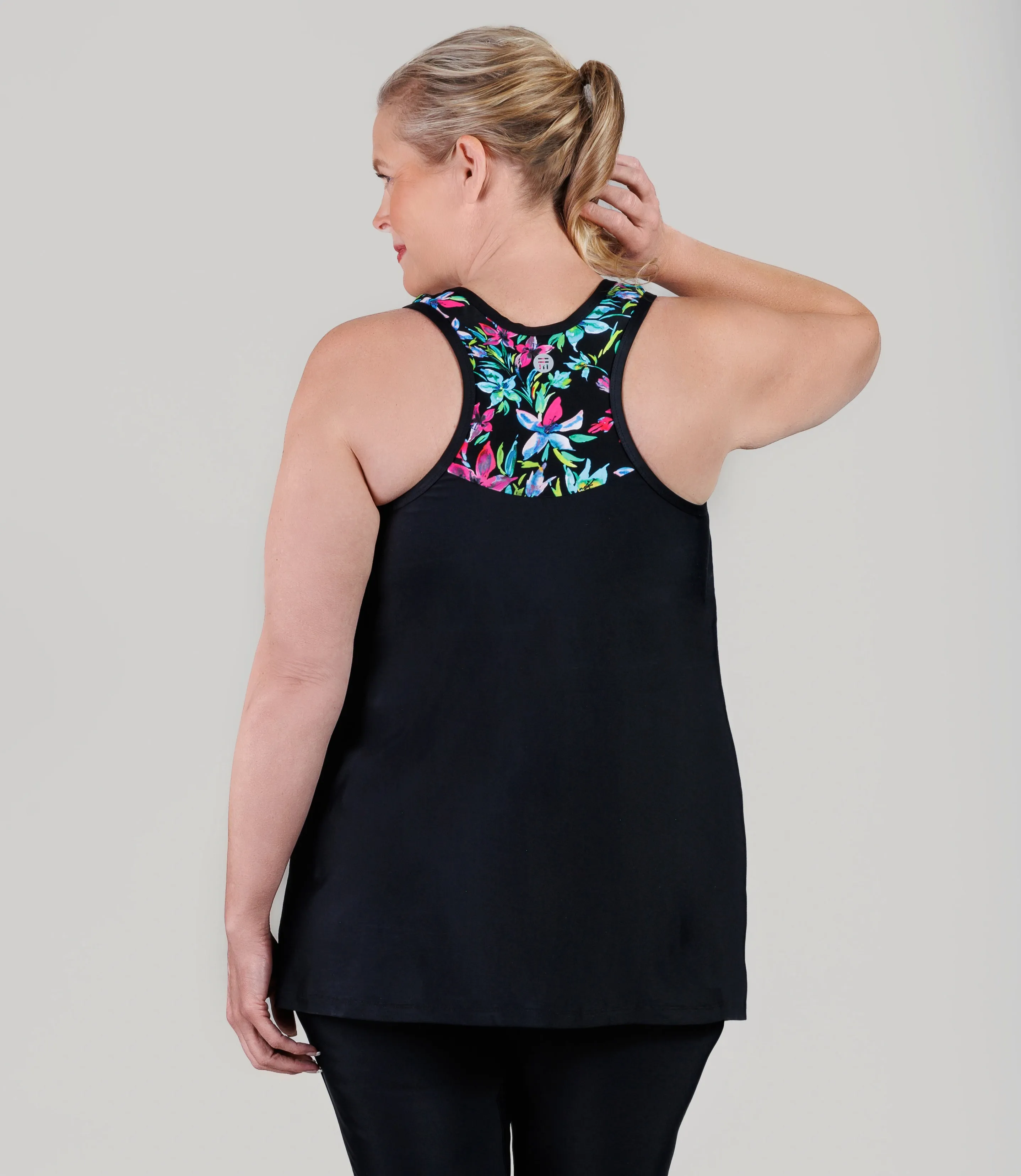 QuikEnergy Kona Tankini Top Night Lilies Print Black