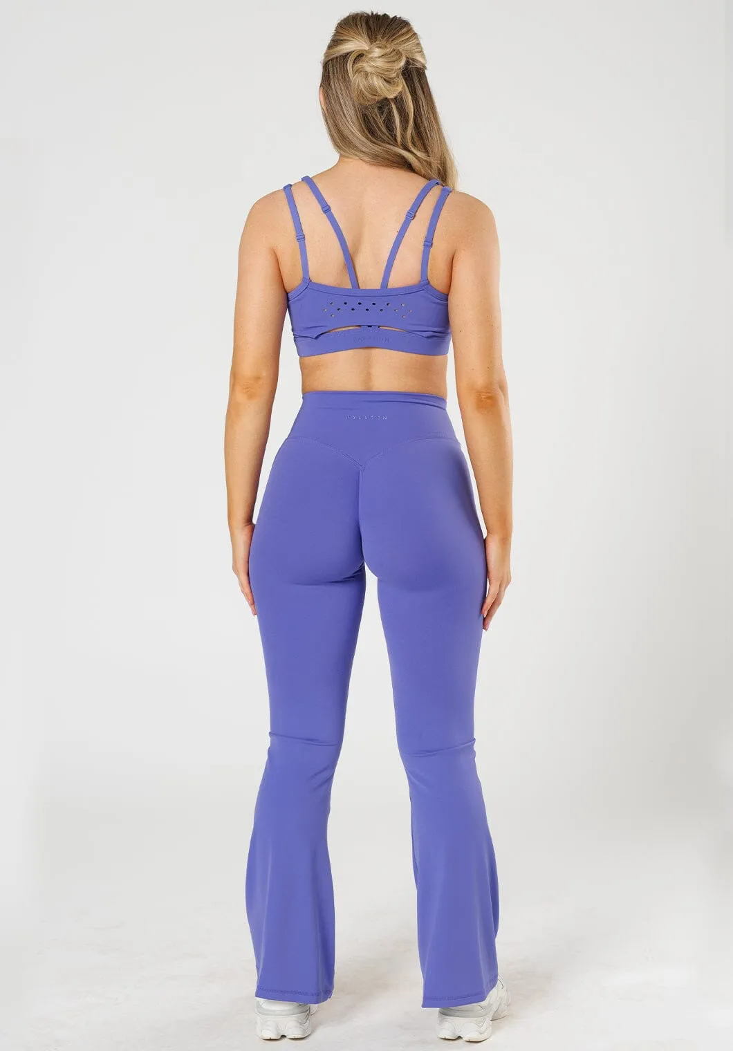 RecStretch™ Original Sculptseam® Plus Essential Flare Legging 31" Sucker