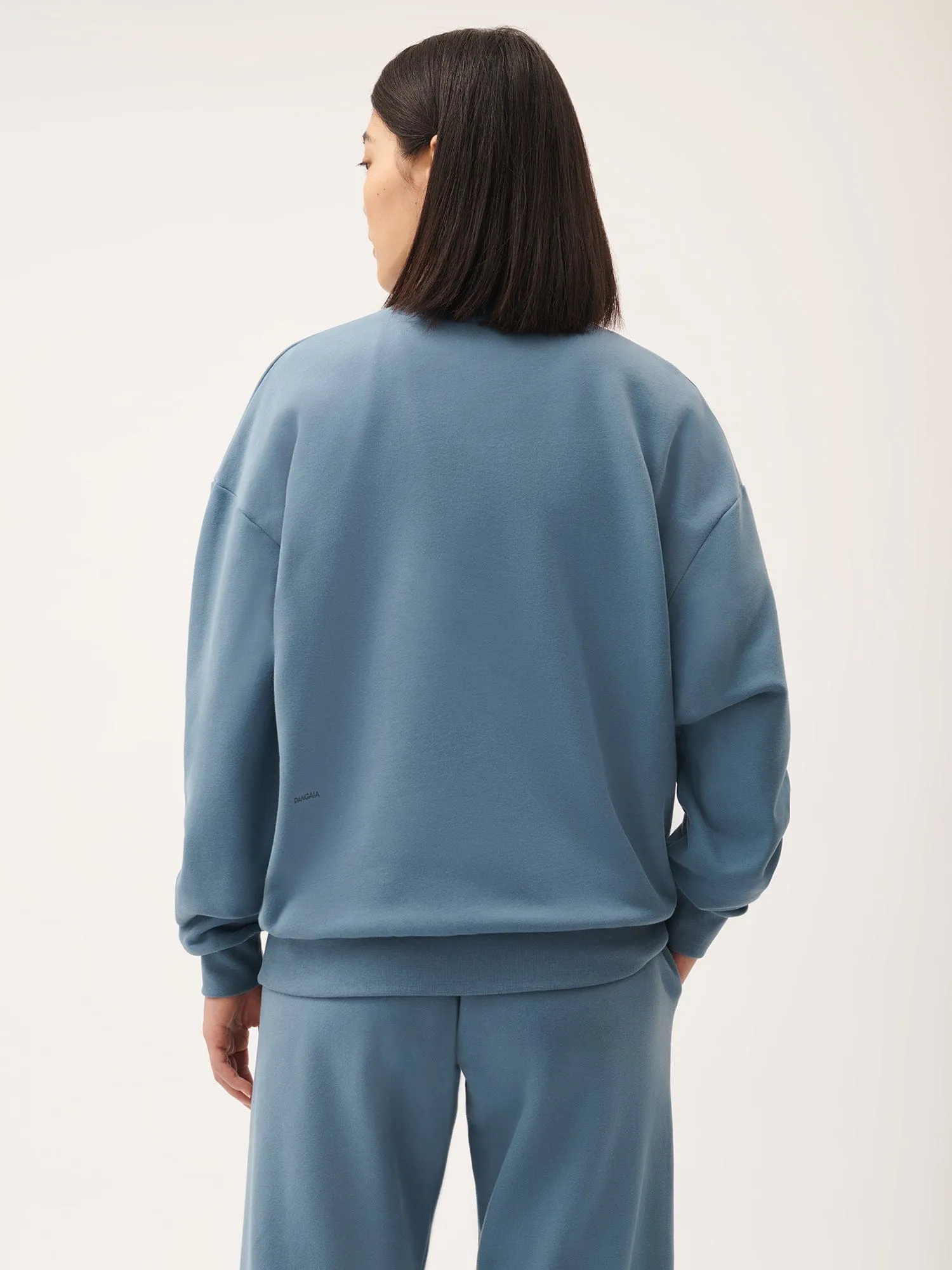 Womens 365 Midweight Sweatshirt—indigo blue